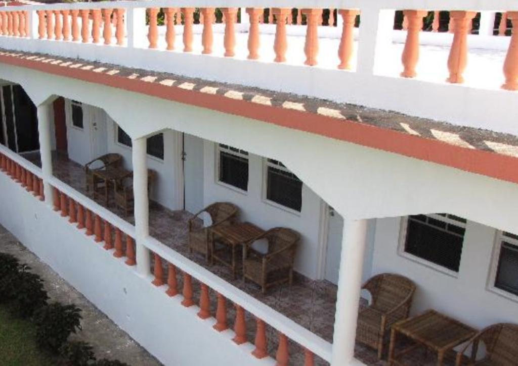 Polish Princess Guest House Port Antonio Eksteriør bilde